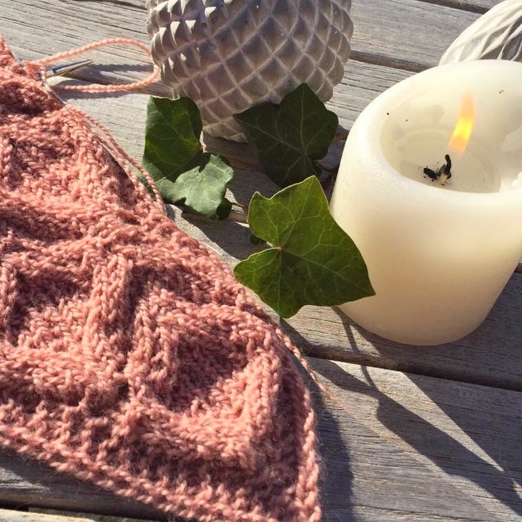 zündeinLichtanKAL - Design CandleLightsShawlKAL @alwaysfriday_de - Idee @marielu321